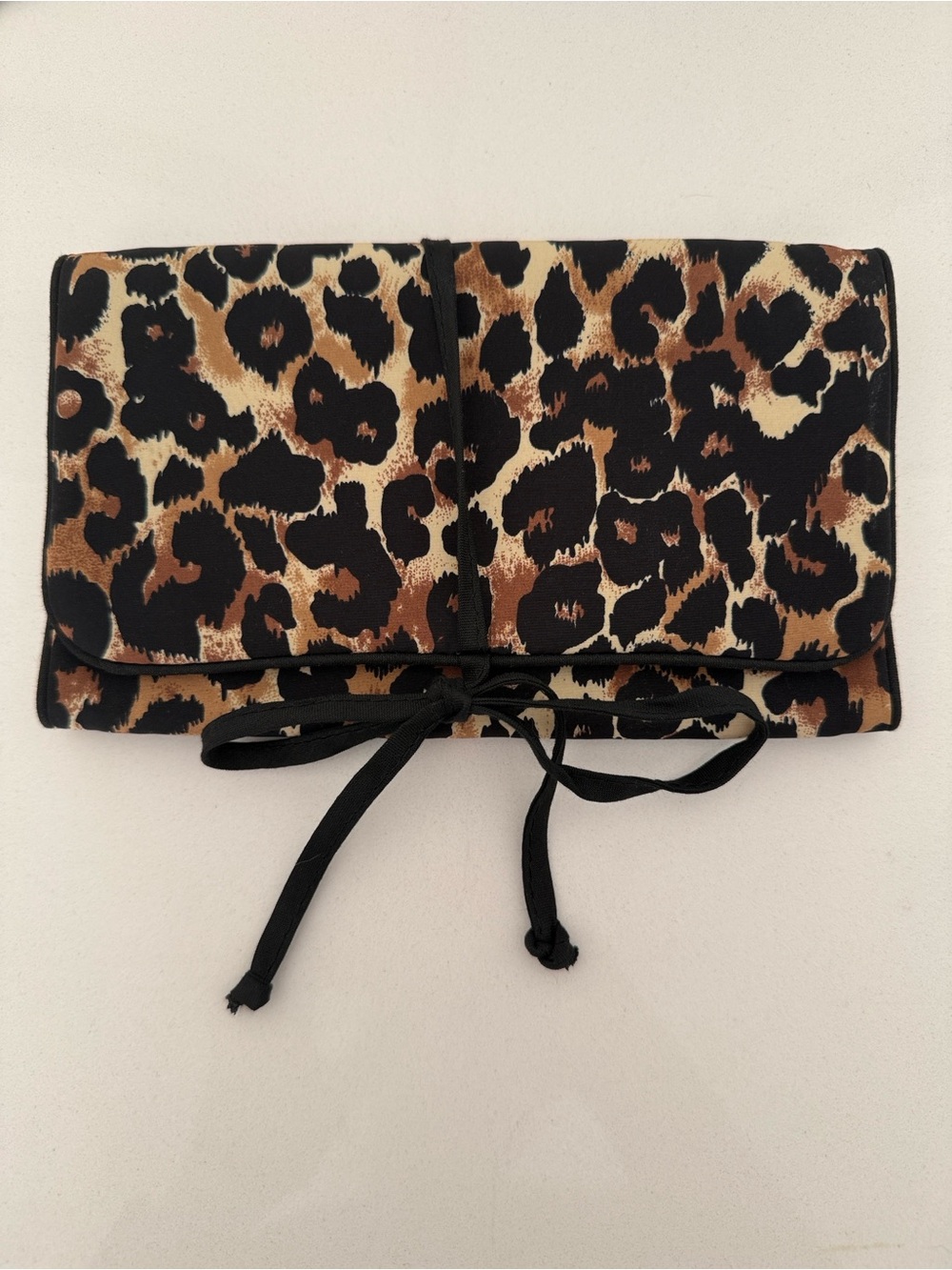 Oscar de la Renta Leopard Print Makeup/Accessory Case